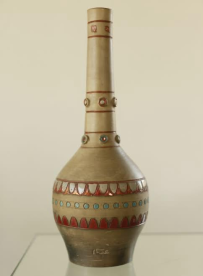 The Long-necked Vase